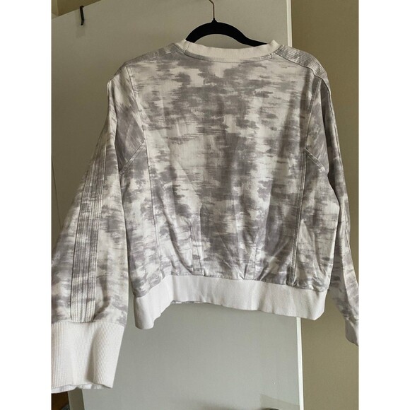 Athleta Farallon Tie-dye Print Crewneck Sweatshirt Gray White Size Large EUC - Picture 3 of 12
